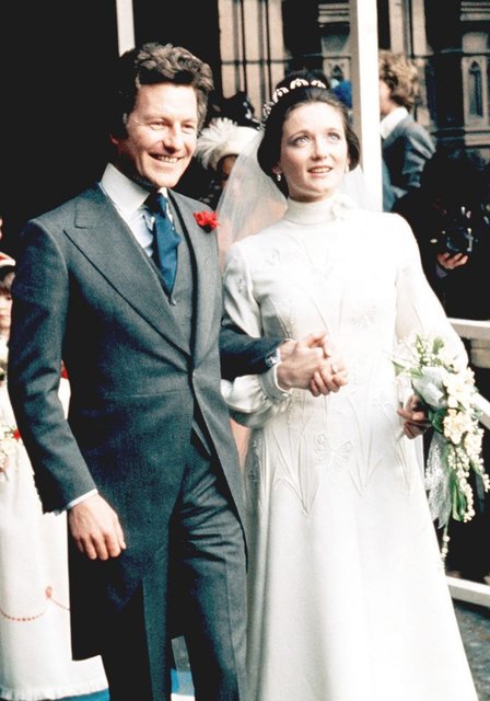Патрик Ансон, 5-й граф Личфилдский и леди Леонора Гросвенор. Великобритания, март 1975. Фото: netease.com