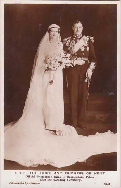 Принц Джордж, герцог Кентский и принцесса Греческая и Датская Марина. Великобритания, ноябрь 1934. Фото: pinimg.com