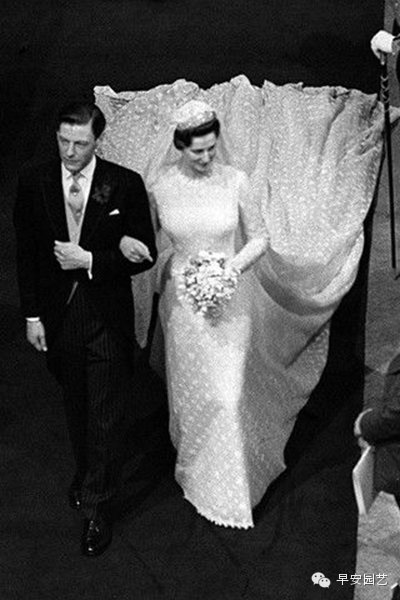 Принцесса Александра Кентская и Ангус Огилви. Великобритания, апрель 1963. Фото: thefashionmedley.com