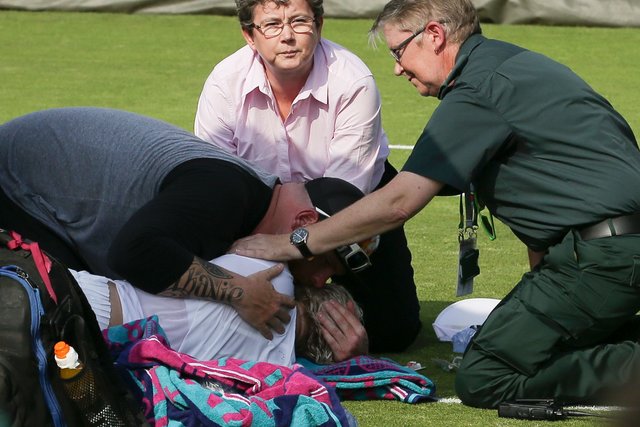 <p>Бетані Маттек-Сандс травмувала коліно на Вімблдоні. фото AFP</p>