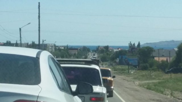 В Крыму – огромные пробки. Фото: соцсети