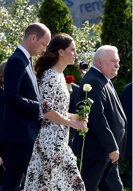 Кейт Миддлтон и принц Уильям в Польше. Фото: AFP