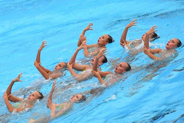 Сборная Украины по синхронному плаванию завоевала первое "серебро" на ЧМ-2017. Фото AFP