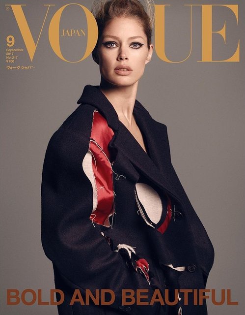 Известные модели снялись для сентябрьского номера японского Vogue