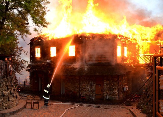 Пожар в Одессе. Фото: ГСЧС