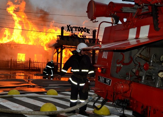 <p>Пожар в Одесі. Фото: ДСНС</p>