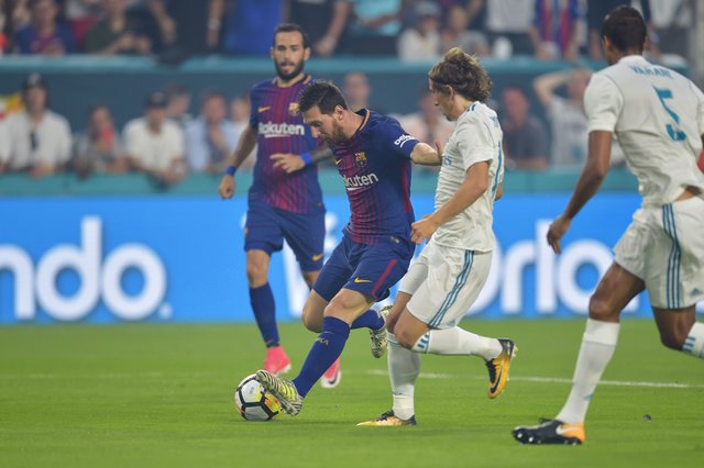 <p>"Барселона" – "Реал" – 3:2. Фото AFP</p>