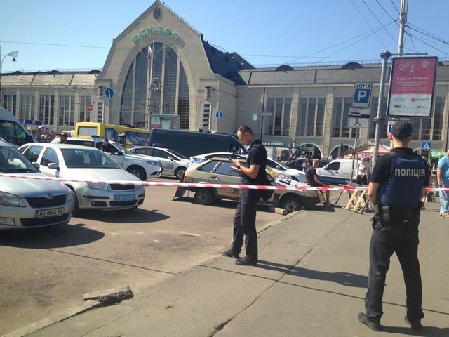 В Киеве неизвестные открыли стрельбу. Фото: полиция