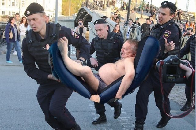 В Сети посмеялись над фото Жириновского. Фото: соцсети