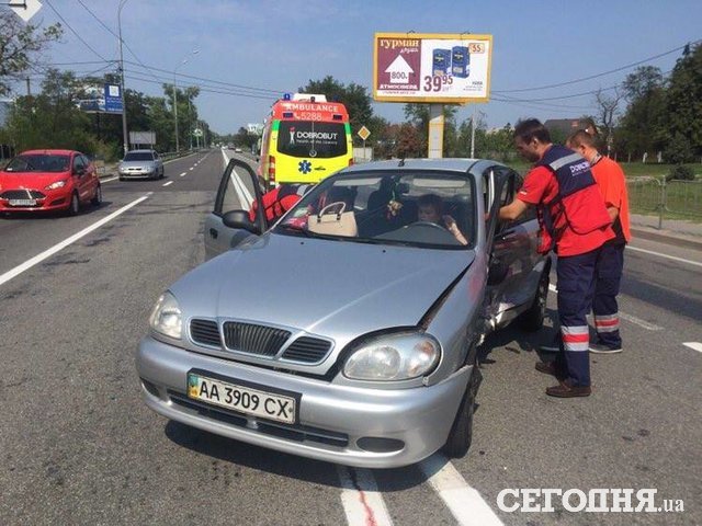 На перекрестке Столичного шоссе и Лесничей произошло ДТП