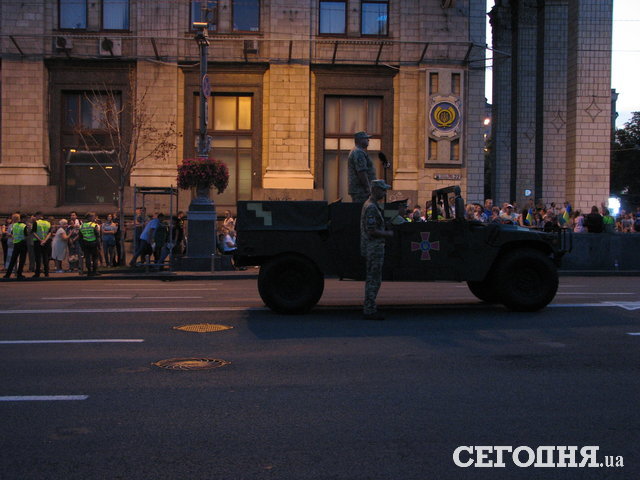 Репетиция парада. Фото: Анастасия Ищенко, "Сегодня"