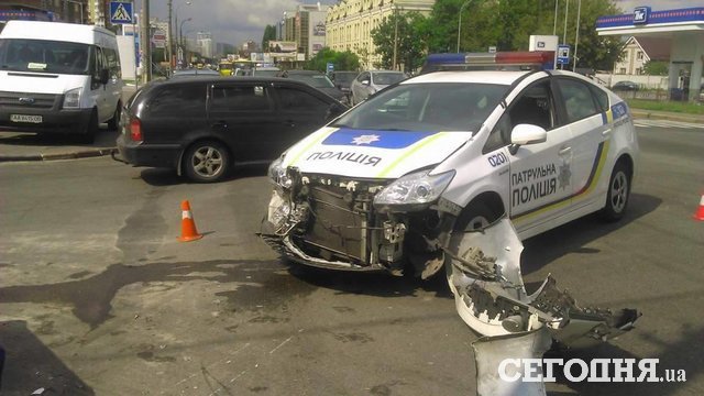 ДТП произошло на Харьковском шоссе