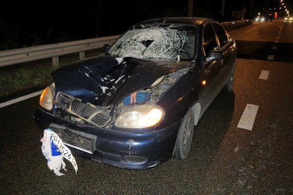 <p>Жінка загинула під колесами авто. Фото: fakty.ua</p>