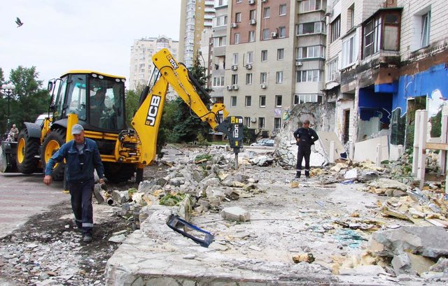 <p>Знесення будівель у столиці. Фото: А. Андрєєв, О. Маляревич</p>