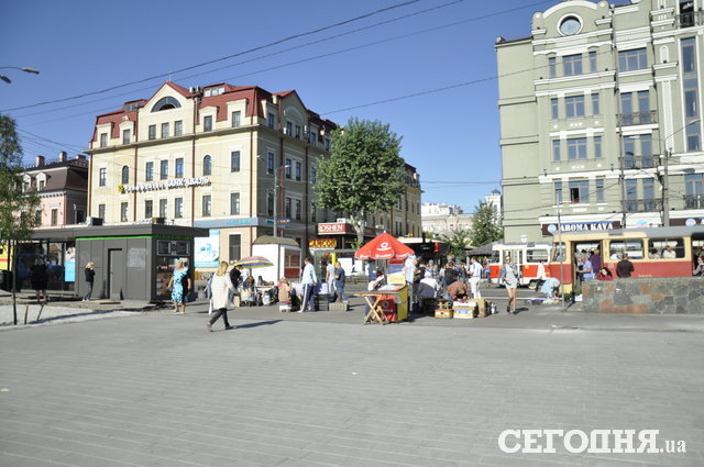 Сквер на Контрактовой площади: работы почти закончены. Фото: Мила Князьская-Ханова, "Сегодня"