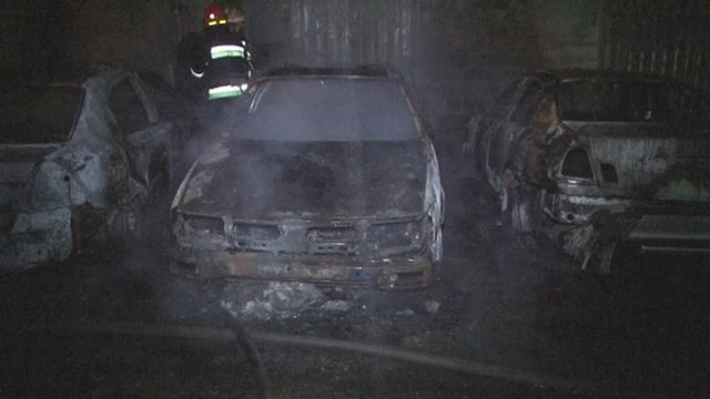 <p>Машини обгоріли повністю Фото: ДСНС</p>