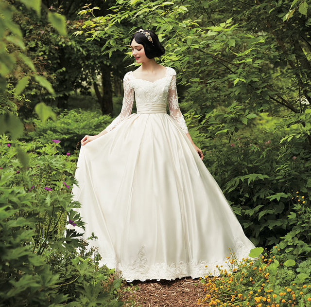Свадебные платья: Фото: cosmopolitan
