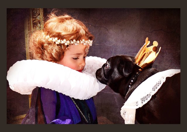 Инфанты. В проекте о принцах и принцессах снимали и детей, и собаку. Фото: из архива Н. Бакуменко