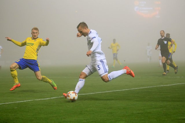 Матч в тумане. "Злин" и "Копенгаген" сыграли вничью – 1:1. Фото AFP