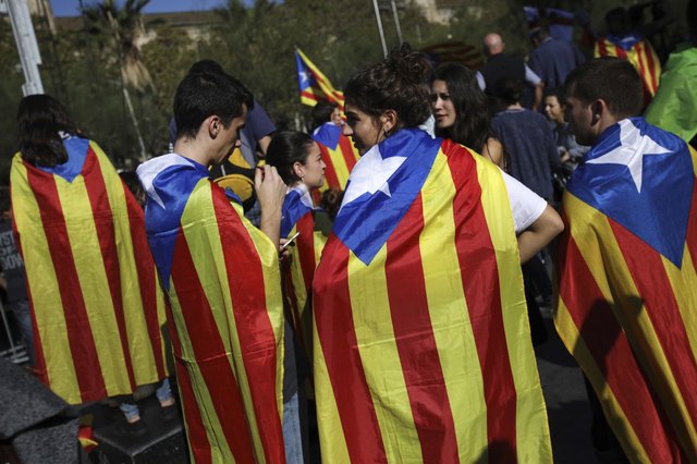 <p>Студенти вийшли на марш в Каталонії.&nbsp;Фото: AFP</p>
