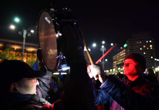 <p>У Румунії спалахнули масові протести, фото AFP</p>