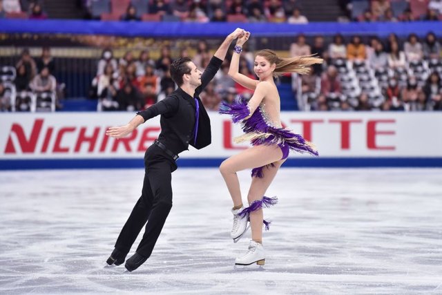 Александра Назарова и Максим Никитин. Фото AFP