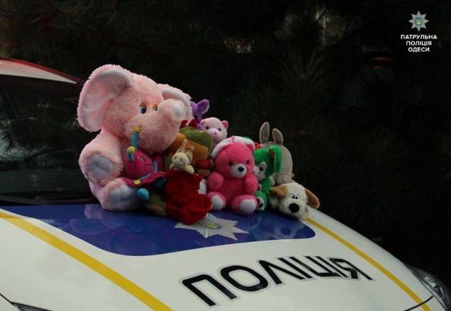 <p>М'які іграшки. Фото: прес-служба патрульної поліції</p>