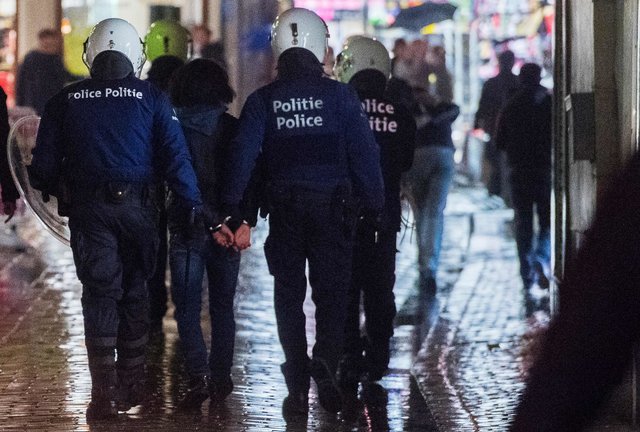 В центре Брюсселя начались массовые беспорядки, фото AFP