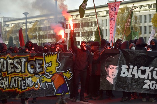Франция протестует против реформ Макрона, фото AFP