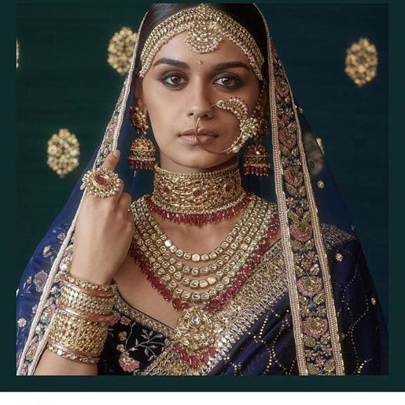 Корона первой красавицы мира досталась Мануши Чхиллар из Индии. Фото: instagram.com/manushi_chhillar