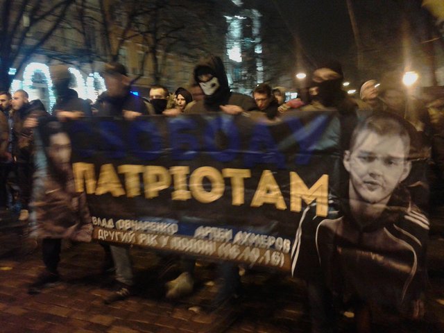 В Одессе прошлись маршем в поддержку двоих пленников "ЛНР", фото Юлия Те/Сегодня