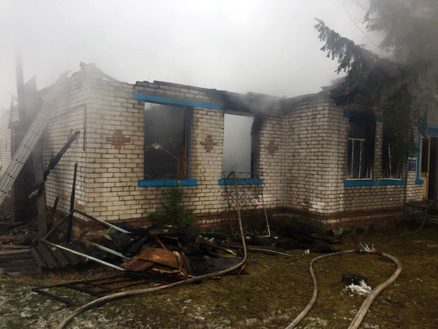 <p>Пожежа в сільраді. Фото: kyivobl.dsns.gov.ua</p>
