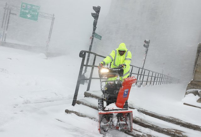 Снежный шторм в Бостоне. Фото AFP