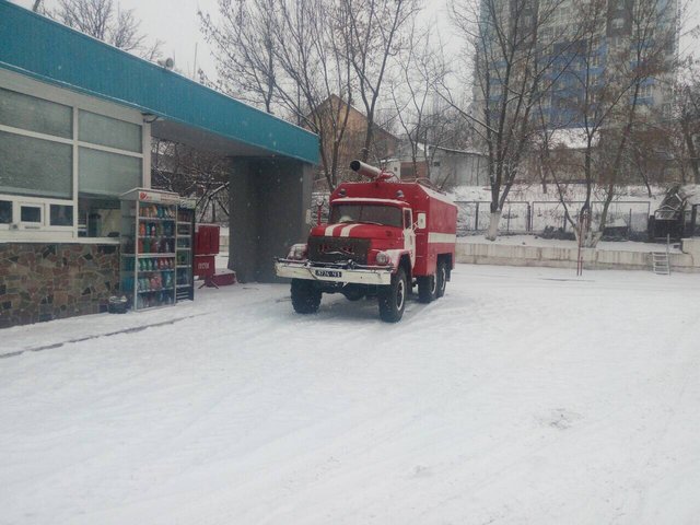 <p>Столичні рятувальники допомогли двом водіям автотранспорту. Фото: kyiv.dsns.gov.ua</p>