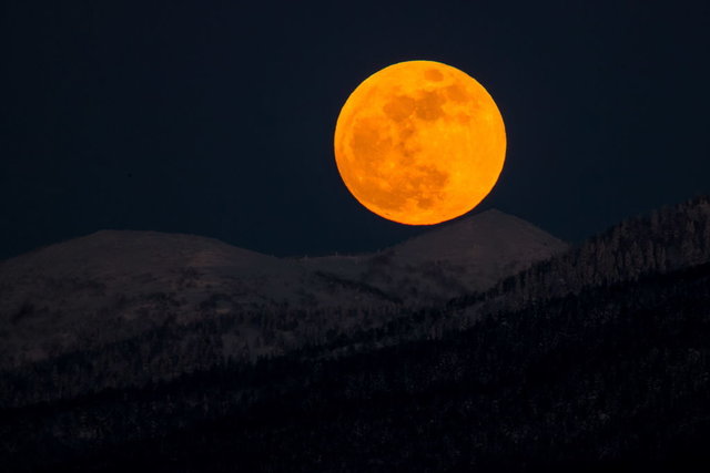 Блакитний Місяць в світі. Фото: Getty
