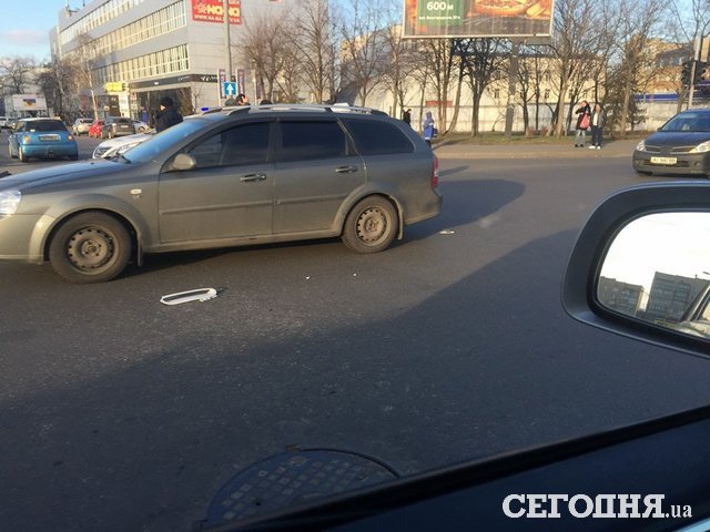 На Автозаводской произошло ДТП