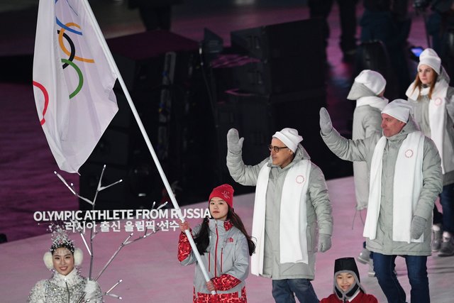 <p>Олімпійські атлети з Росії на церемонії відкриття Олімпіади-2018. фото AFP</p>