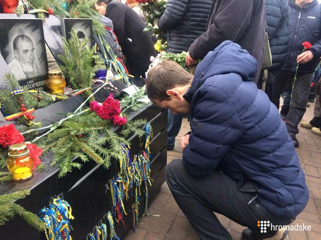 В центре Киева прошел молебен. Фото: hromadske.ua