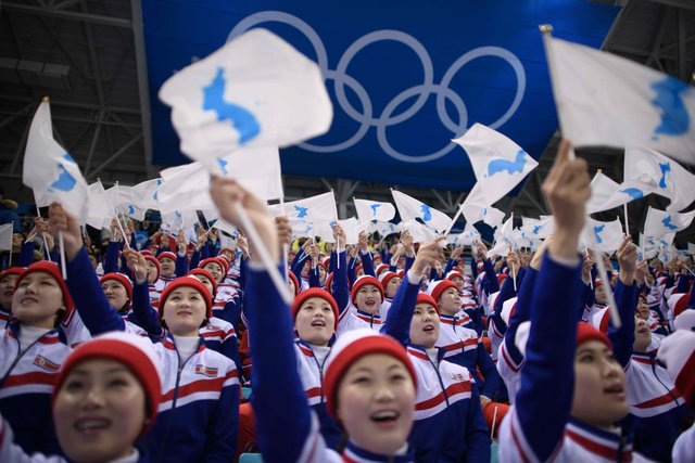 Чирлидерши из Северной Кореи на Олимпиаде-2018. Фото AFP