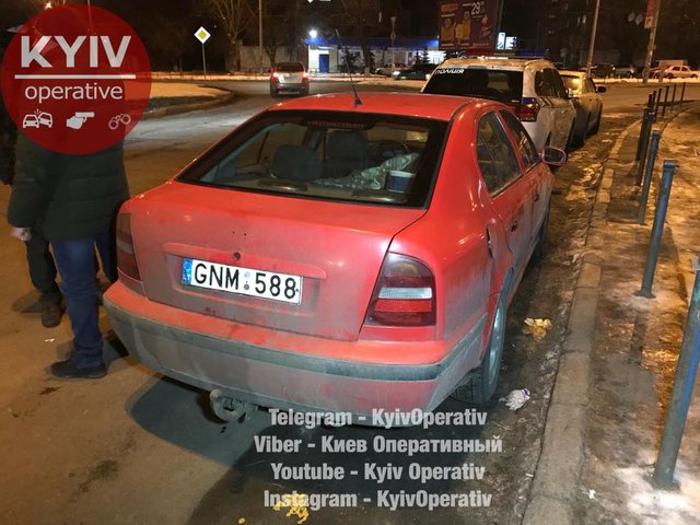 В машине нашли много запрещенных вещей. Фото: facebook.com/KyivOperativ