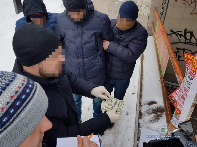 Взяточников задержали. Фото: ГУ НП в Киевской области
