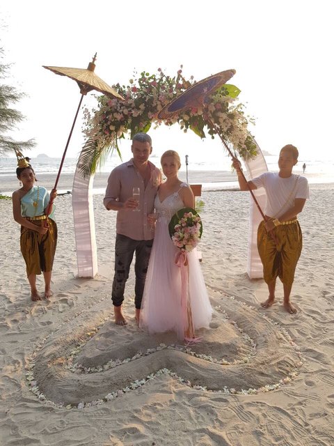 Тоня Матвиенко и Арсен Мирзоя – свадьба в Таиланде | Фото: Фото: пресс-служба