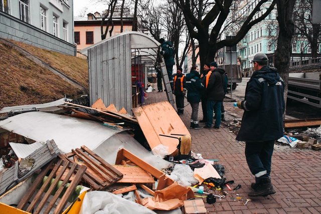 <p>Торговцям надали два місяці, щоб укласти нові угоди. Фото: kiev.informator.ua</p>
