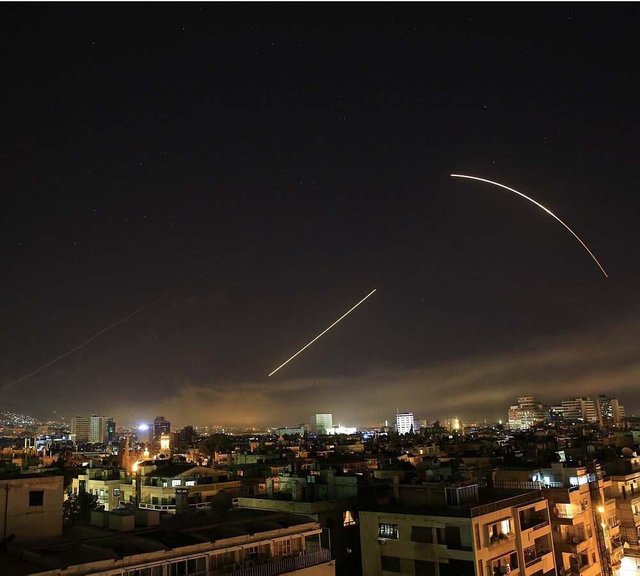 Очевидцы атаки в Сирии выкладывают фото в соцсети