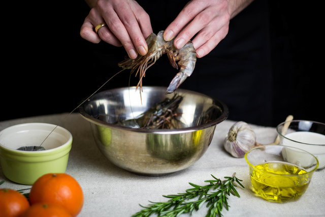 Пошаговый процесс приготовления шпинатной пасты с креветками | Фото: Фото: пресс-служба