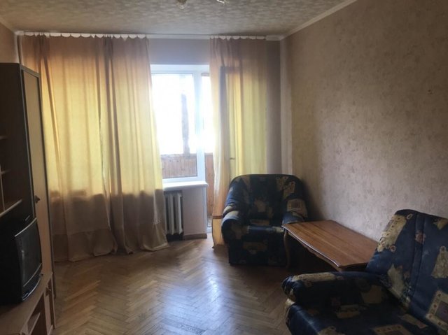Однокімнатна квартира біля м. Хрещатик за 8500 грн (325 дол.)
