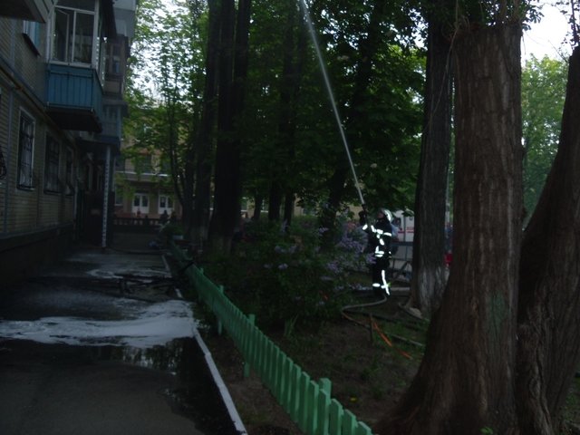 На балконі однієї з квартир виникла пожежа. Фото: kyiv.dsns.gov.ua