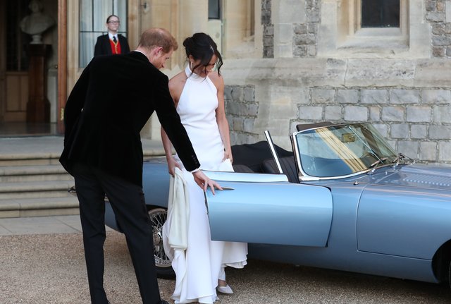 Меган Маркл и Принц Гарри отправляются на закрытую вечеринку в честь свадьбы | Фото: Фото: AFP