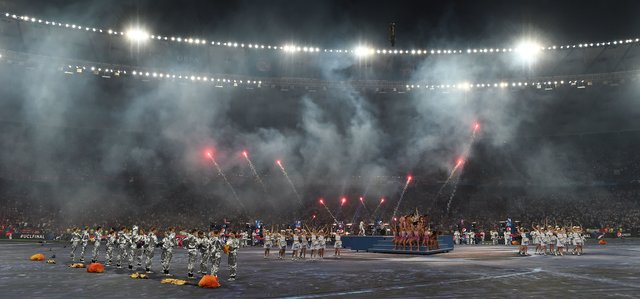 Церемонія відкриття фіналу Ліги чемпіонів. Фото AFP і Getty