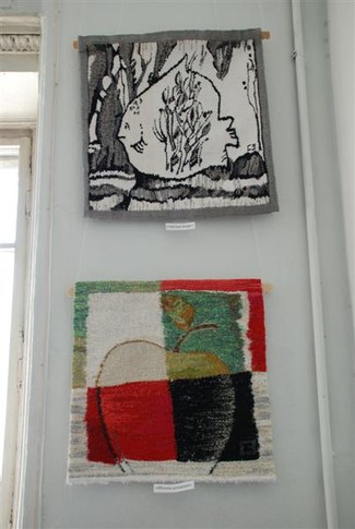 Гобелены. Монахиня ткет ковры-картины, фото К. Диланян